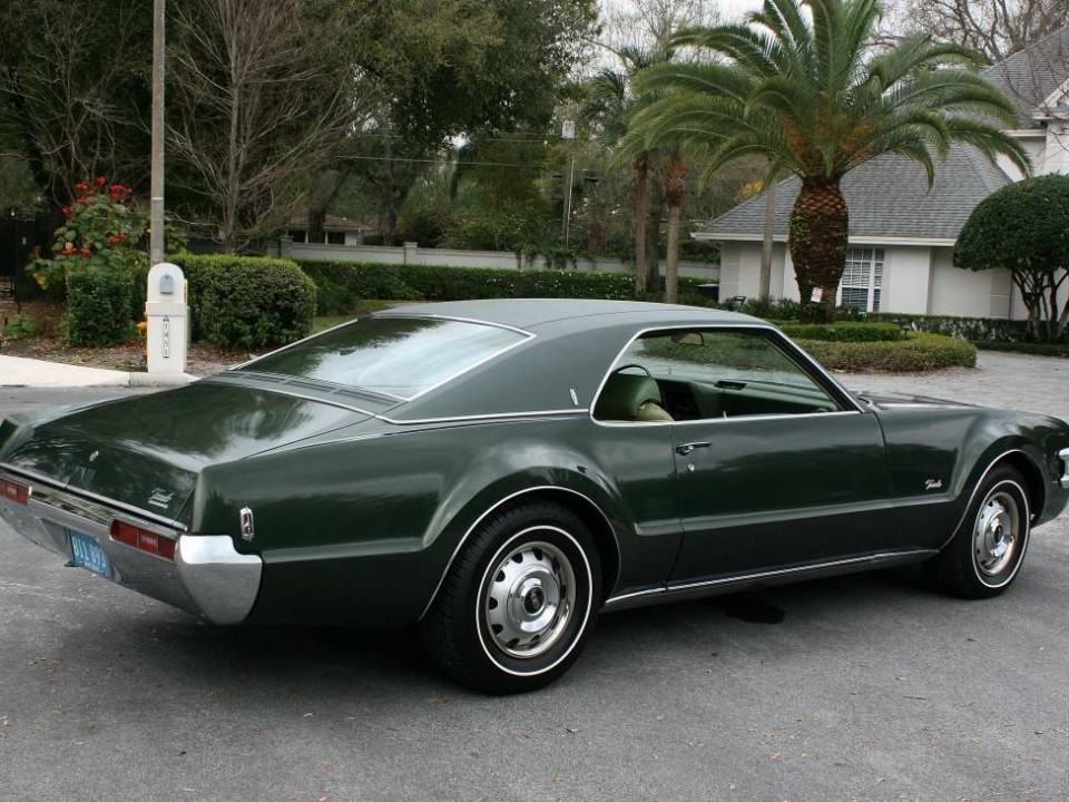 1969 Oldsmobile Toronado