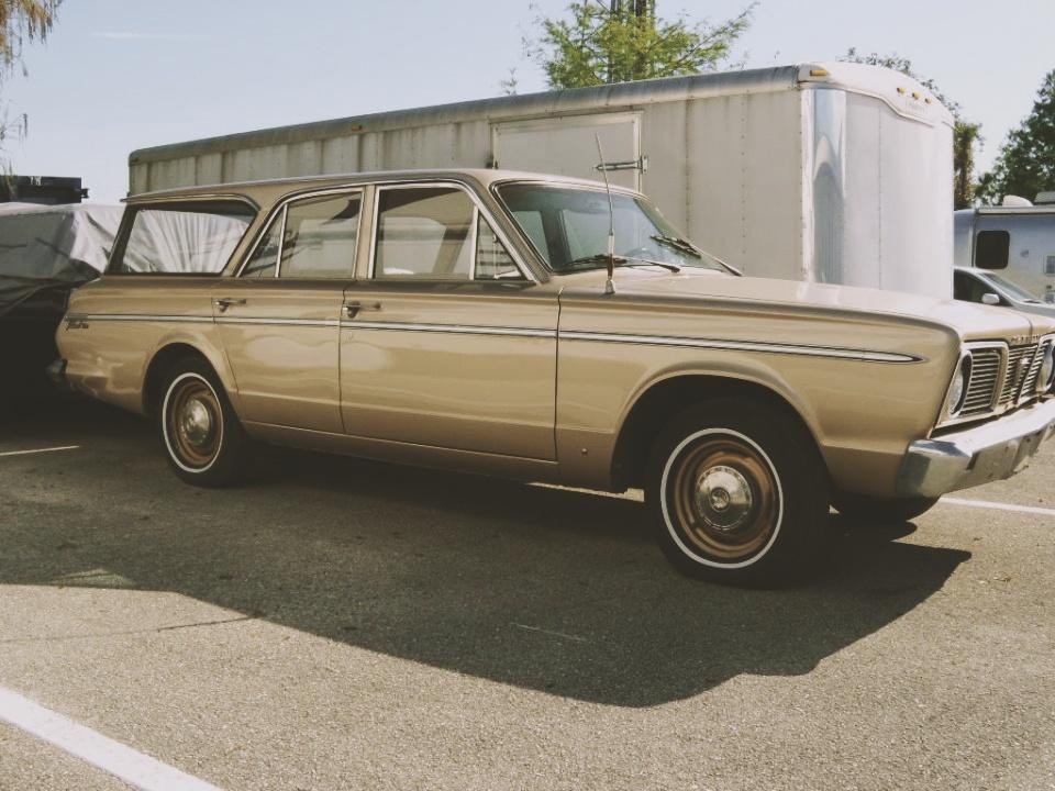 1966 Plymouth Valiant STW