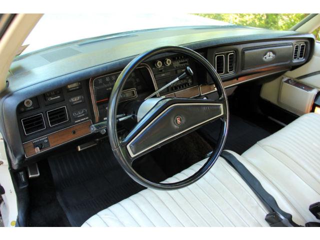 1975 Chrysler New Yorker Brougham Coupe