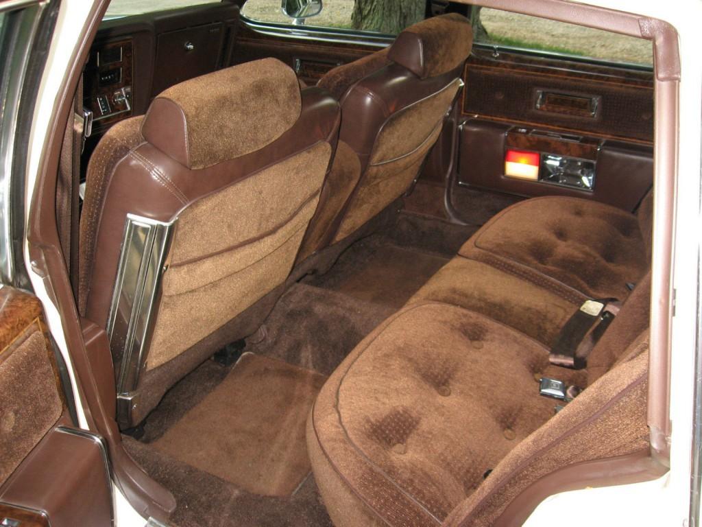 1983 Oldsmobile 98 Regency Sedan
