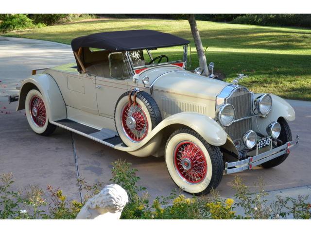 1929 Packard 633 Runabout
