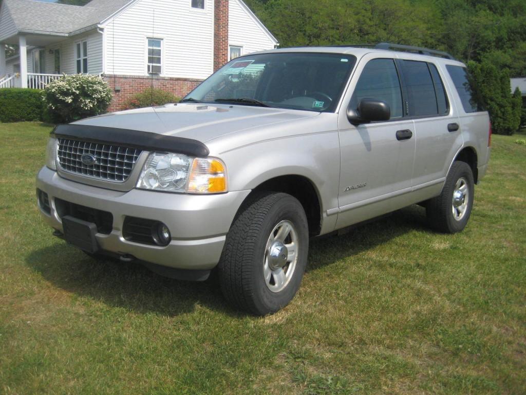 2004 Ford Explorer