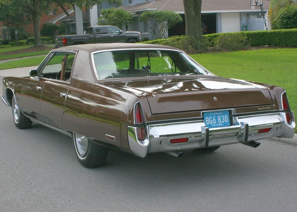 1976 Chrysler New Yorker Brougham