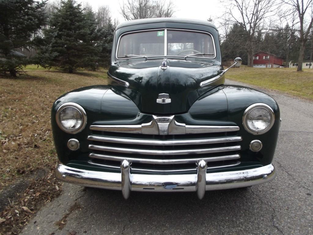1948 Ford Super Deluxe Wagon