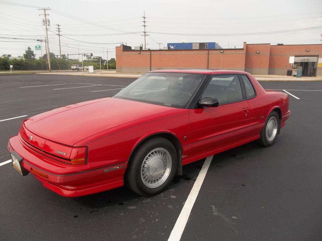 Oldsmobile toronado 1990