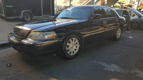 2011 Lincoln Town Car for sale
