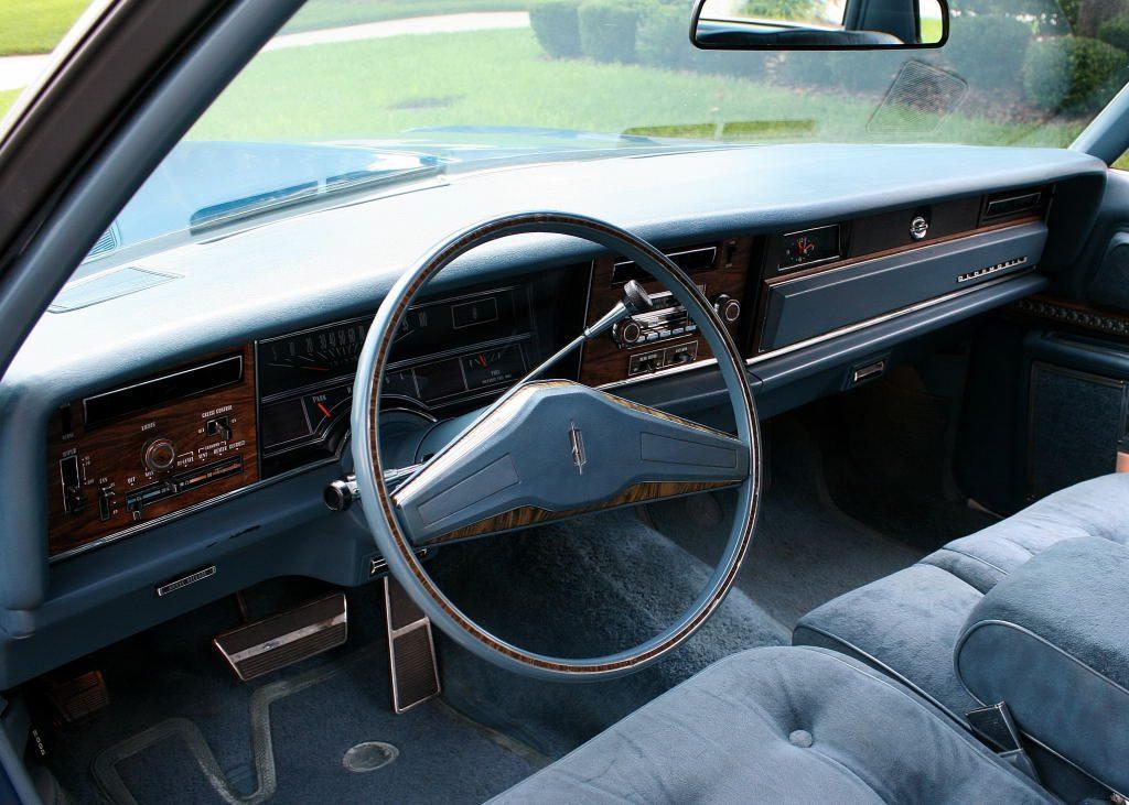 1976 Oldsmobile Ninety-Eight