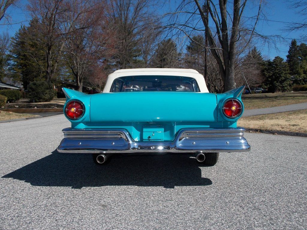 1957 Ford Fairlane Convertible
