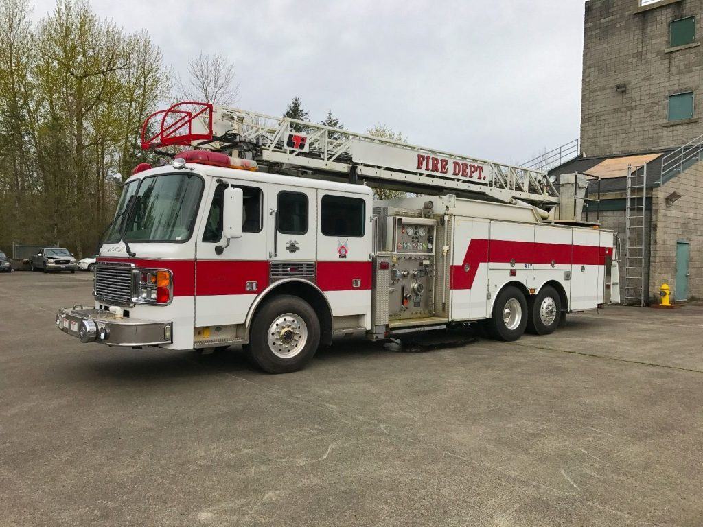 1999 American LaFrance Ladder Fire Truck