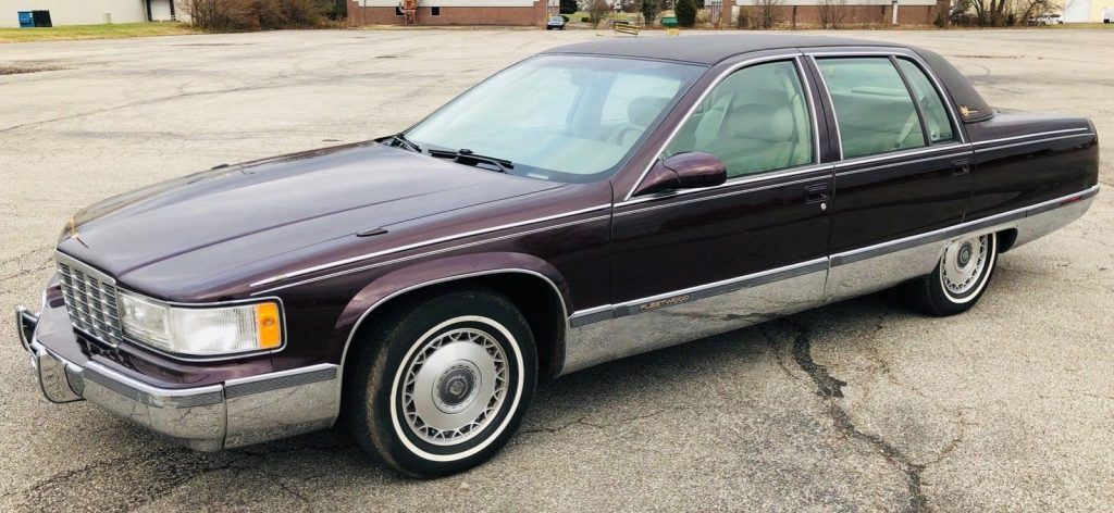 Cadillac fleetwood brougham 1996