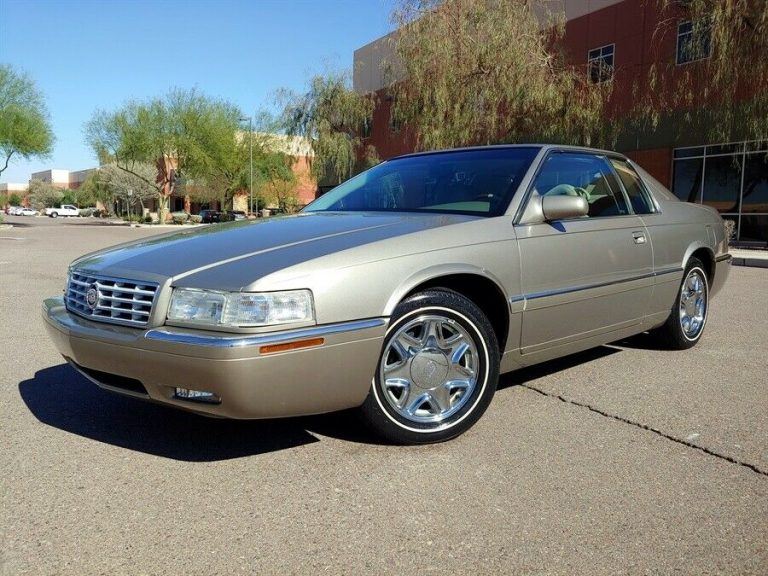 Cadillac eldorado 2002