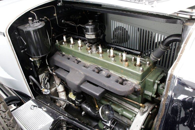 1930 Packard 726 Standard Eight Sedan