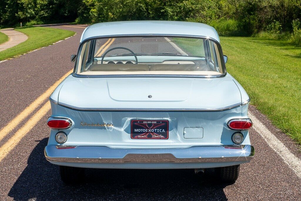 1961 Studebaker Lark Deluxe