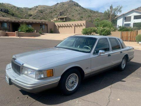 1991 Lincoln Town Car for sale