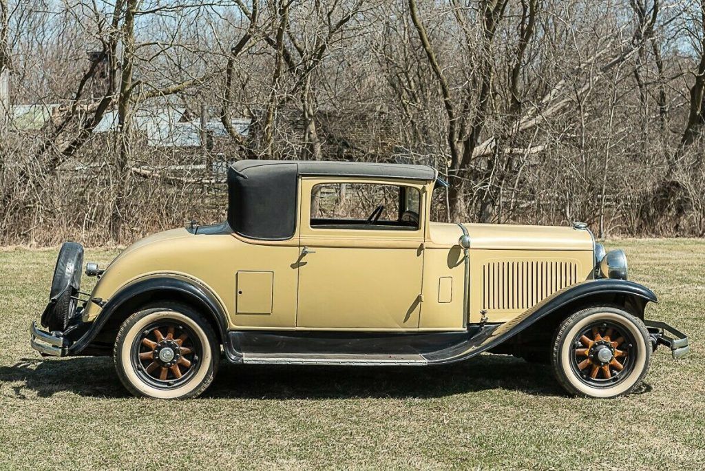 1929 Chrysler Coupe