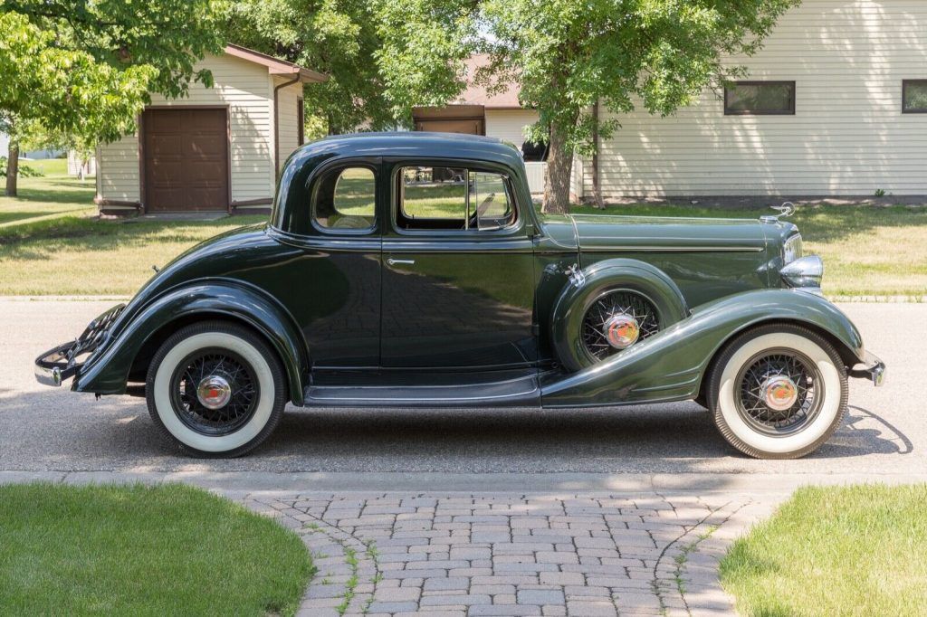 1933 Pontiac 5 Window Coupe
