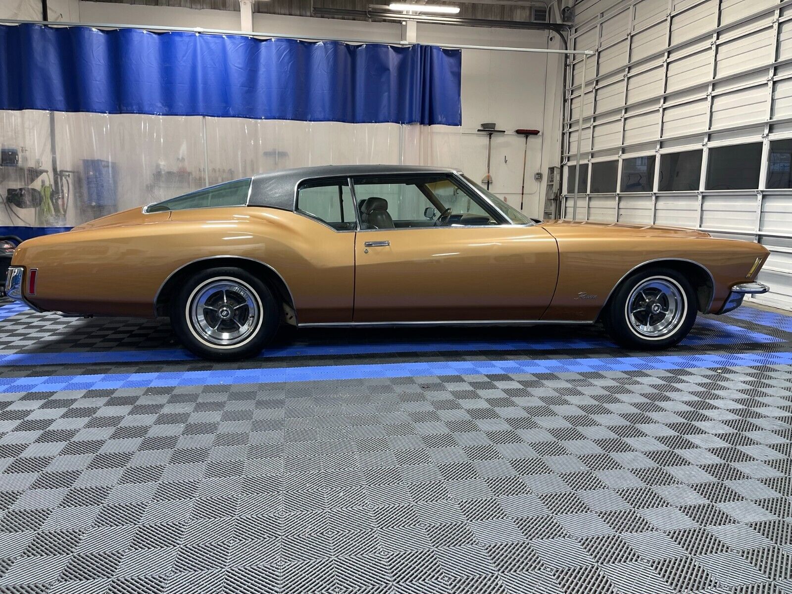 1971 Buick Riviera for sale