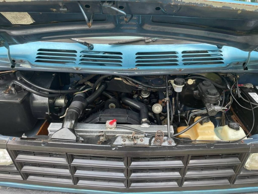 1989 Dodge B100