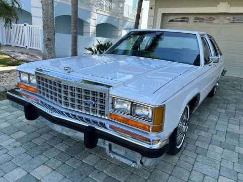 1987 Ford Crown Victoria for sale
