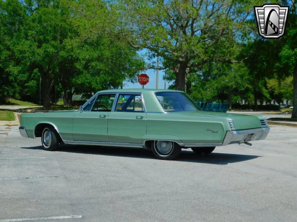 1967 Chrysler Newport