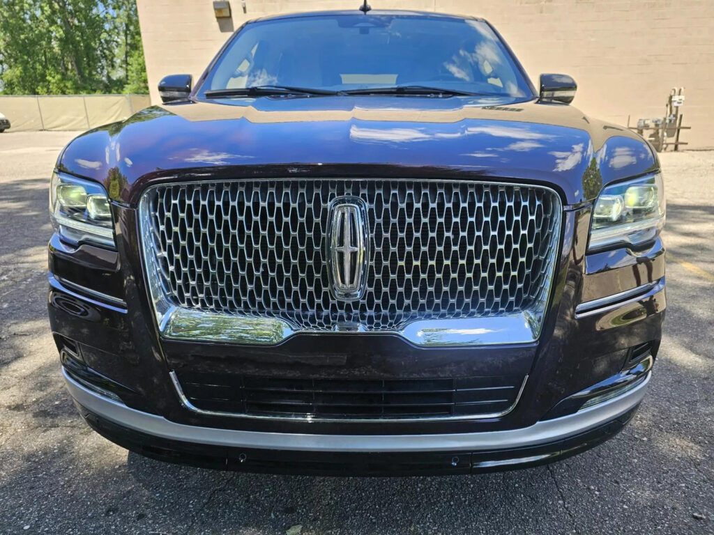 2023 Lincoln Navigator