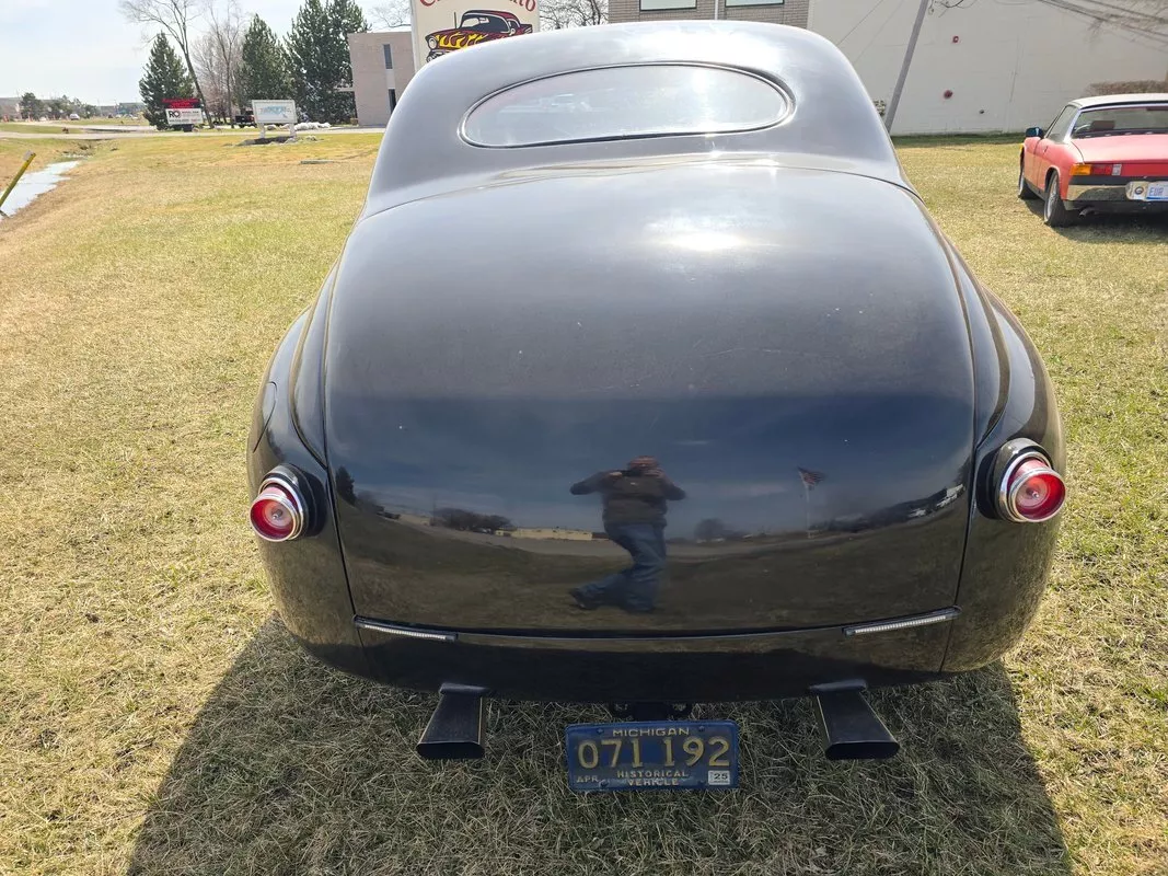 1947 Ford Coupe