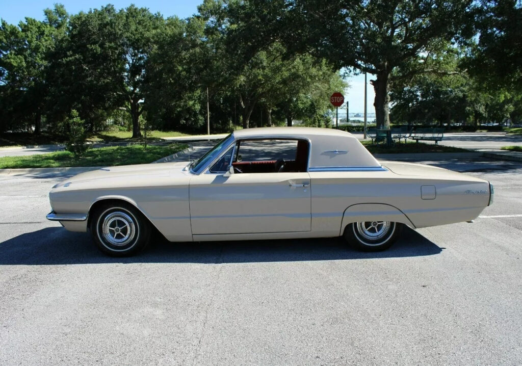 1966 Ford Thunderbird