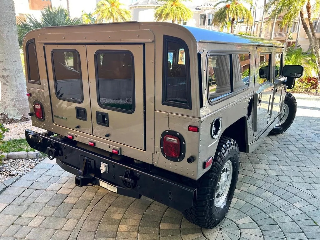 2003 Hummer H1