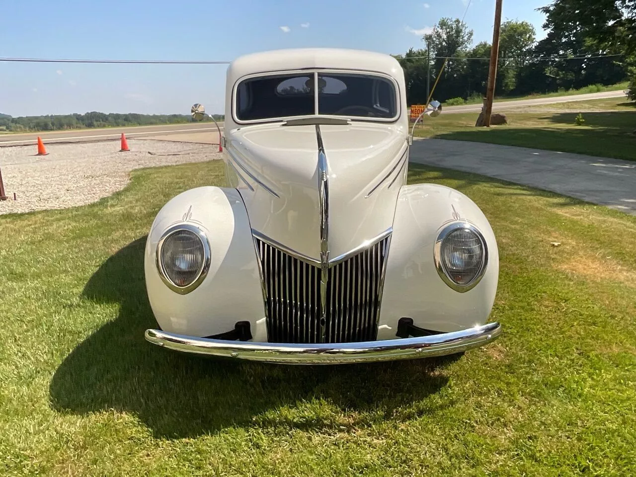 1939 Ford Deluxe Tudor