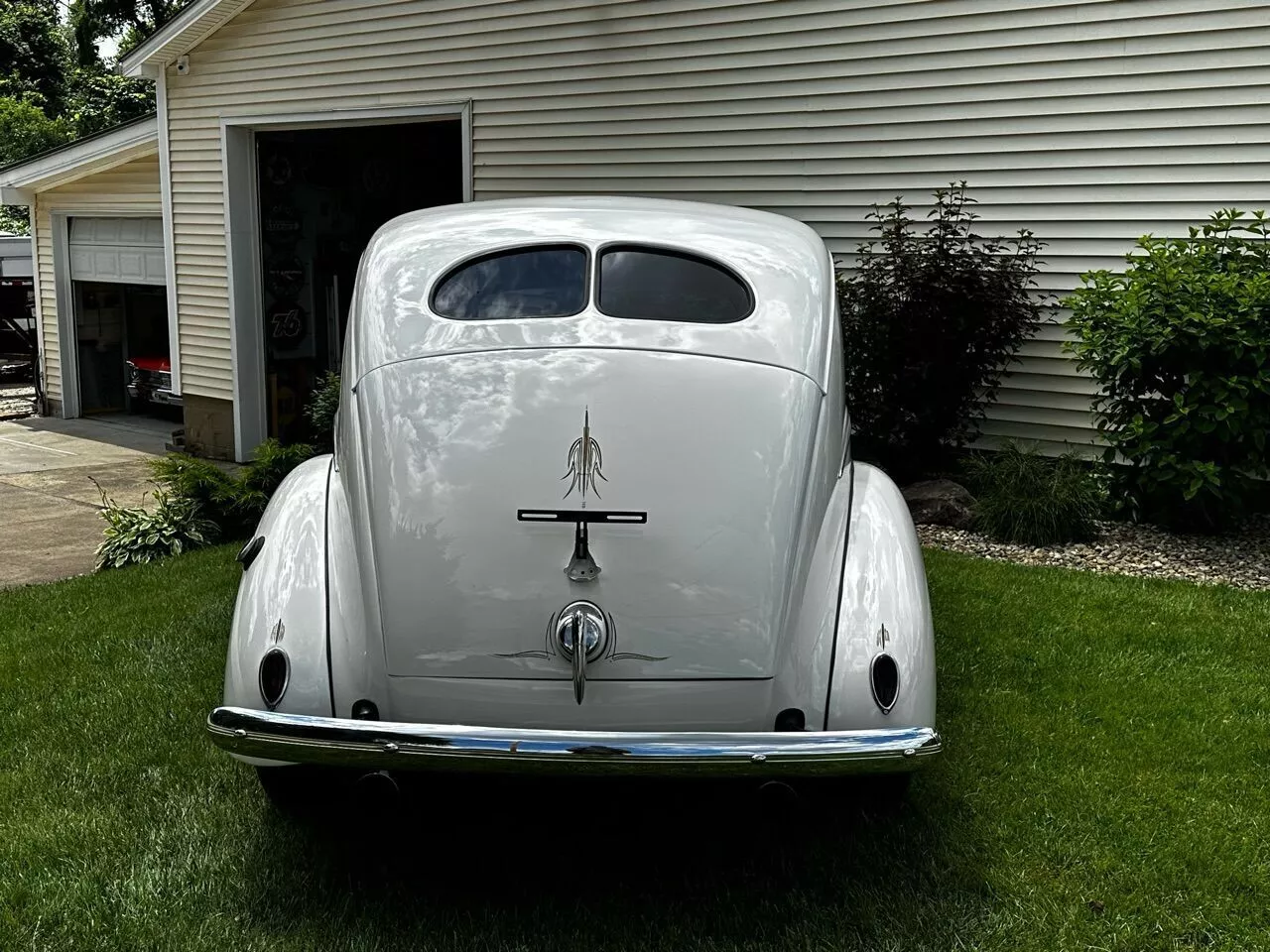 1939 Ford Deluxe Tudor