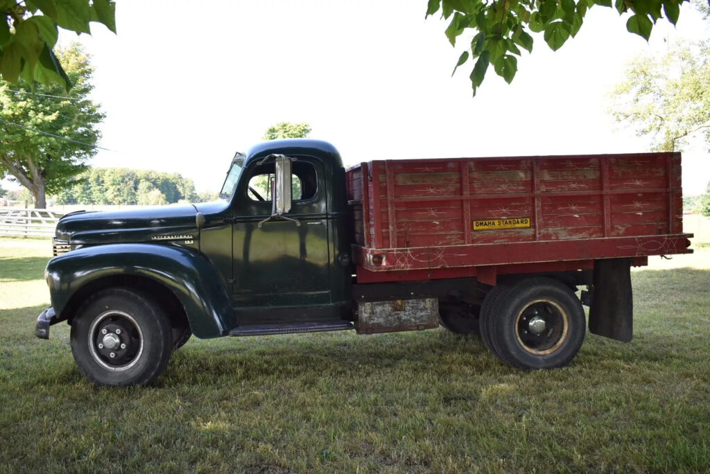 1949 International Harvester KB-5