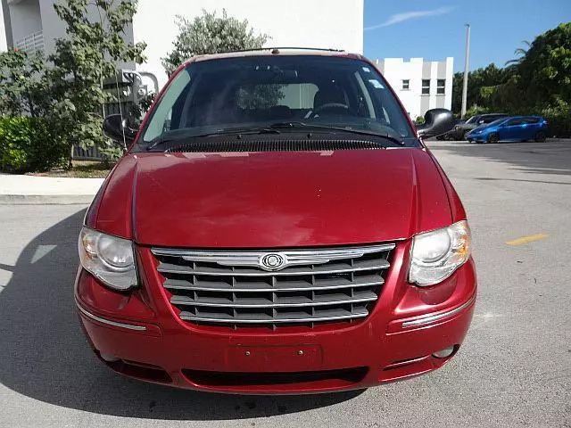 2007 Chrysler Town & Country