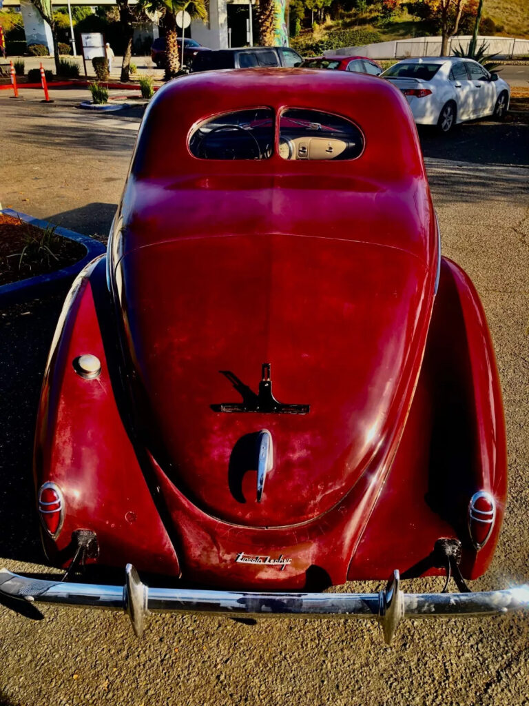 1939 Lincoln Zephyr