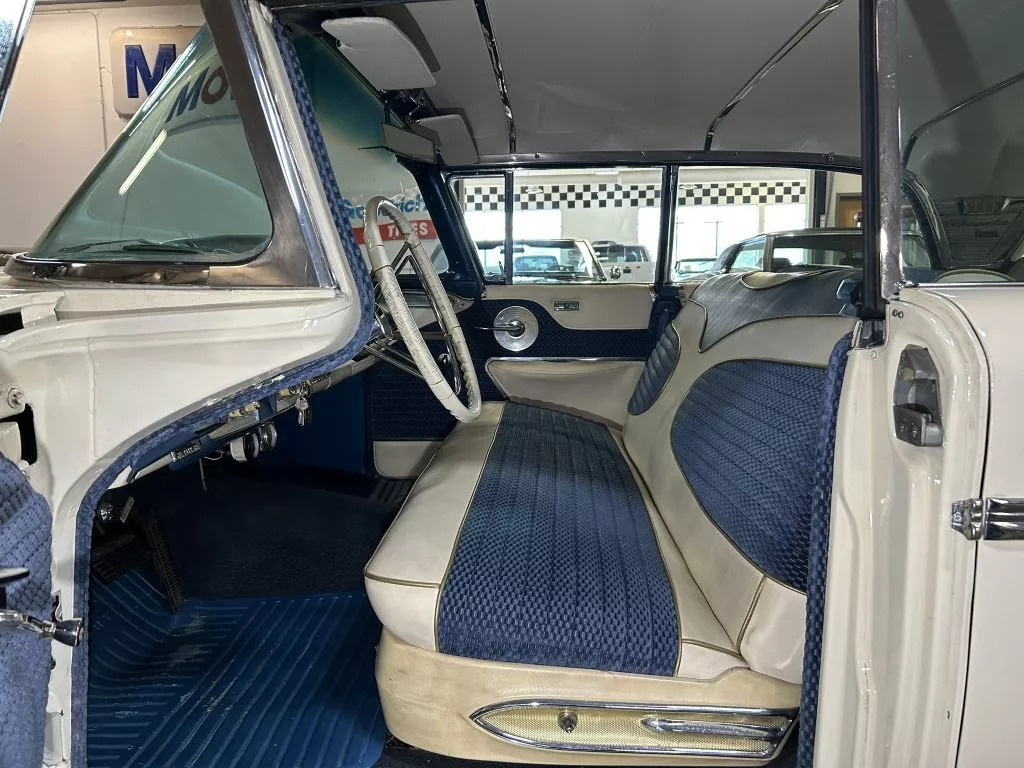 1957 Mercury Turnpike Cruiser