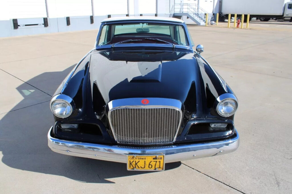 1962 Studebaker Gran Turismo Hawk