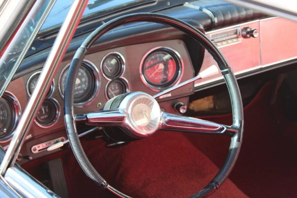1962 Studebaker Gran Turismo Hawk