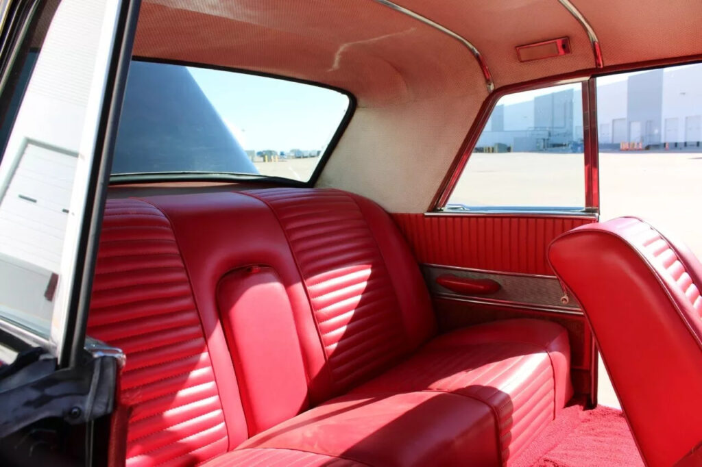 1962 Studebaker Gran Turismo Hawk