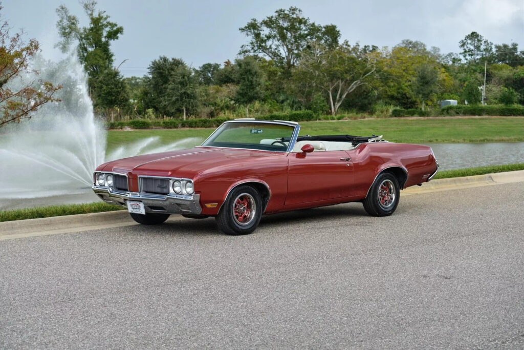 1970 Oldsmobile Cutlass
