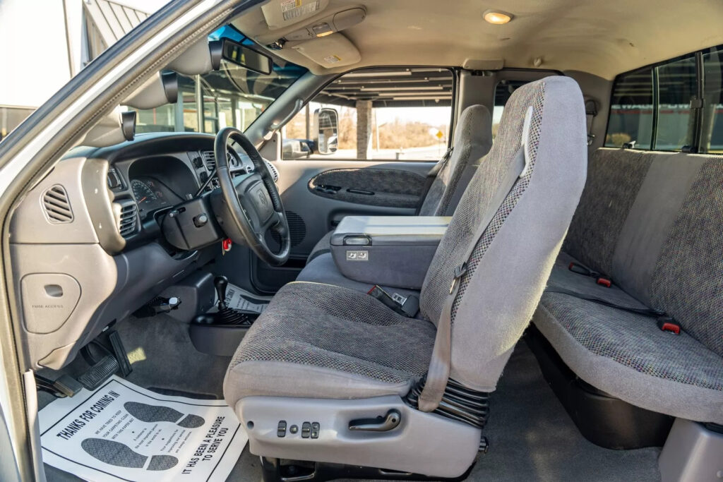 2001 Dodge Ram 3500