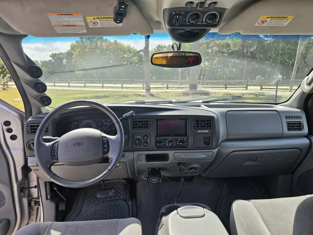 2002 Ford Excursion