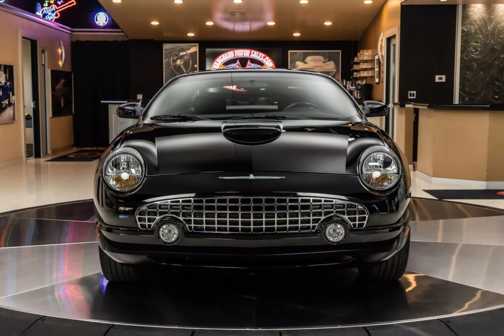 2002 Ford Thunderbird