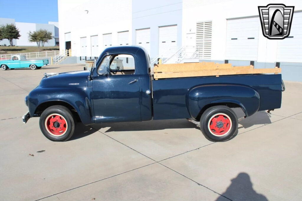 1951 Studebaker 2R11