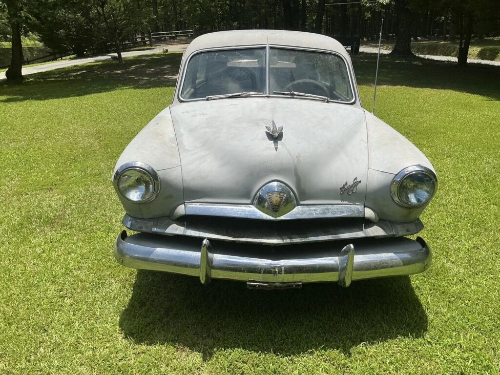1953 Kaiser Henry J