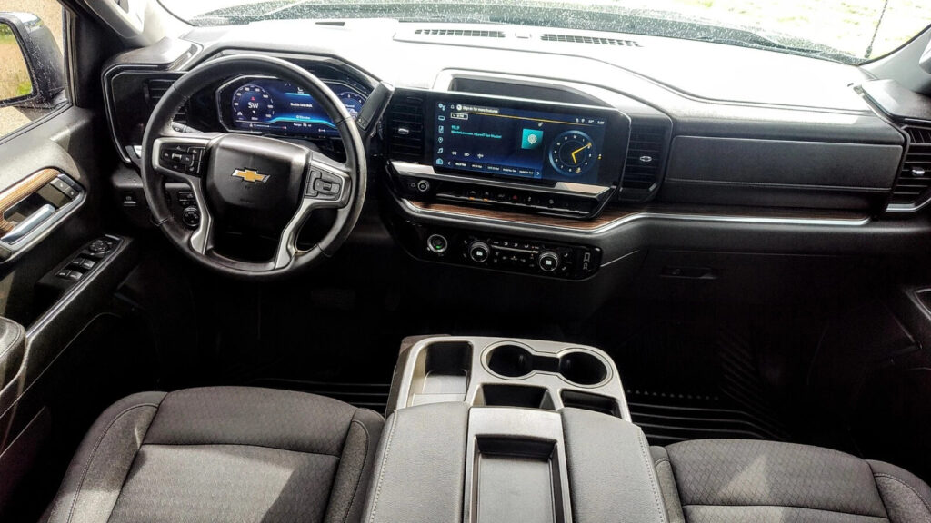 2023 Chevrolet Silverado
