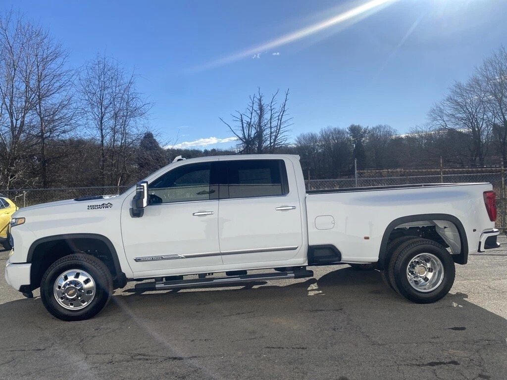 2025 Chevrolet Silverado