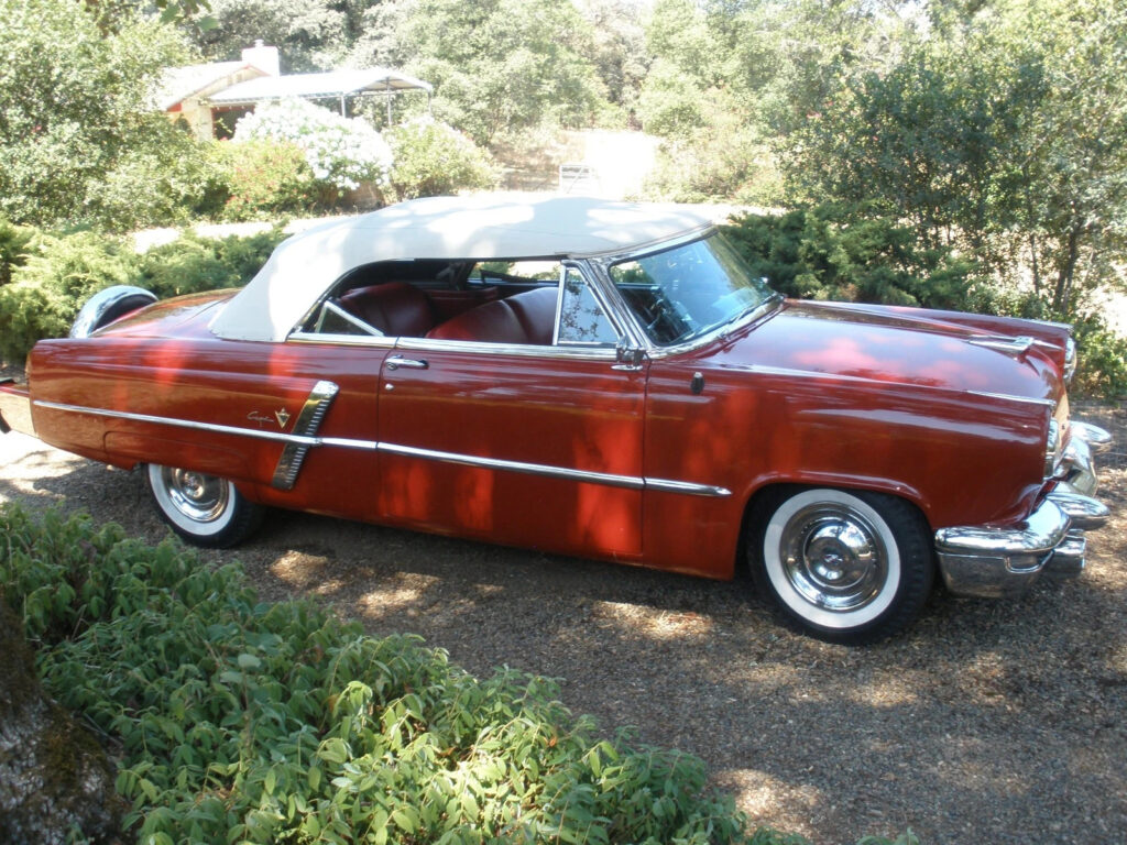 1953 Lincoln Capri