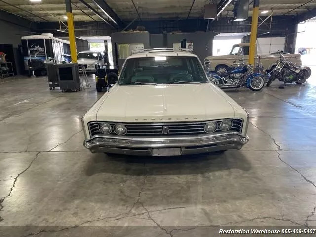 1966 Chrysler Town & Country