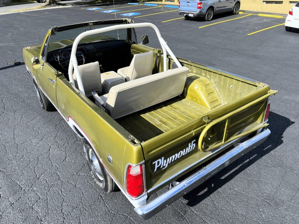 1974 Plymouth Trailduster