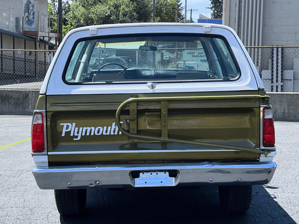 1974 Plymouth Trailduster