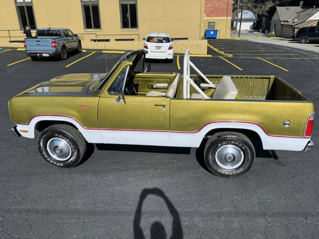 1974 Plymouth Trailduster